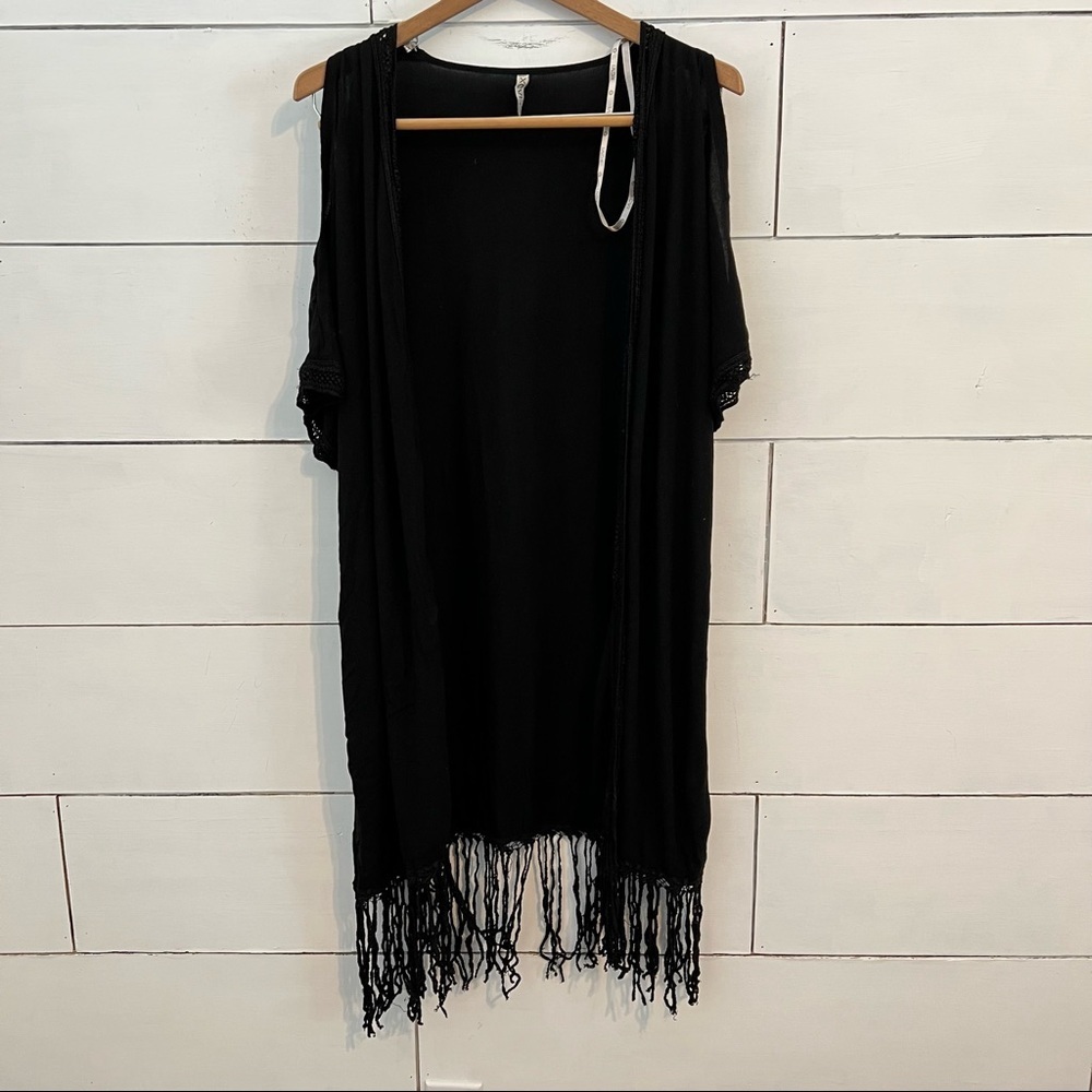 XCVI Black Cold Shoulder Fringe Bottom Kimono. Size Small.